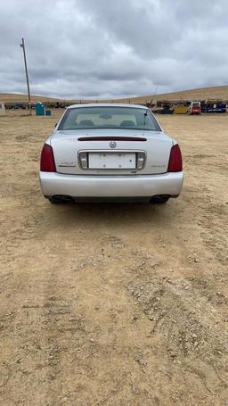 2001 CADILLAC DEVILLE CAR