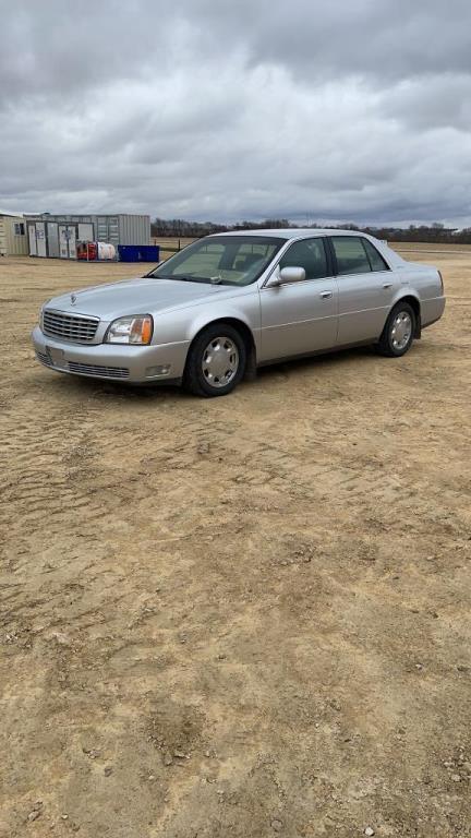 2001 CADILLAC DEVILLE CAR