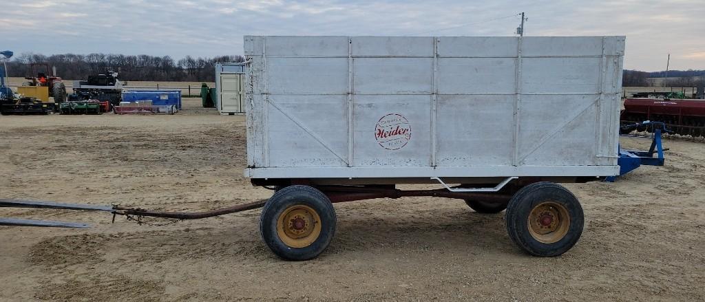 HEIDER BARGE BOX WITH HOIST