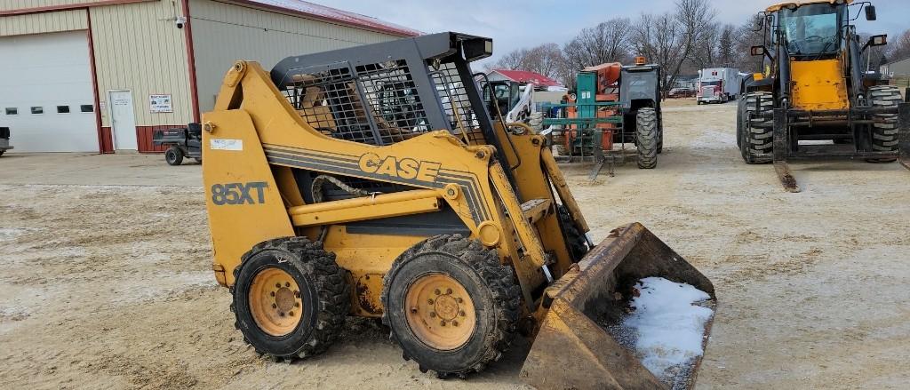 CASE 85XT SKID LOADER