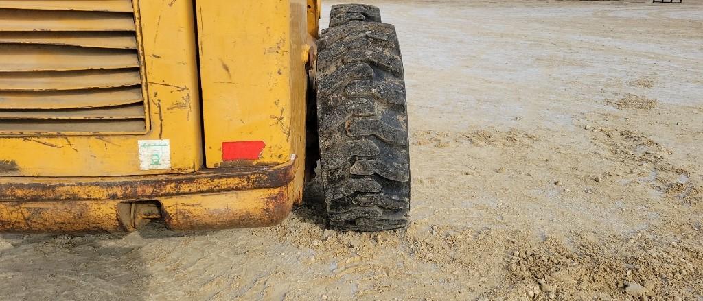 CASE 85XT SKID LOADER