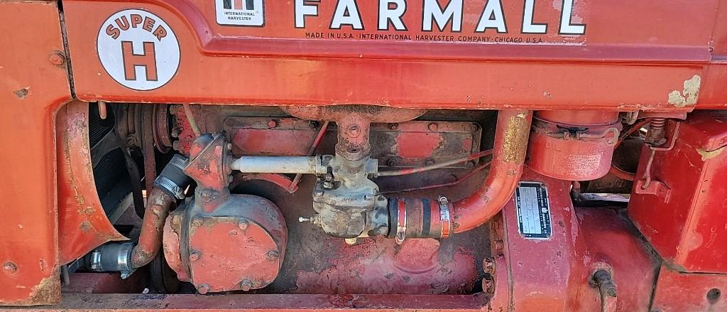 FARMALL SUPER H TRACTOR