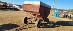 6 X 10 GRAVITY BOX ON JOHN DEERE 953 GEAR