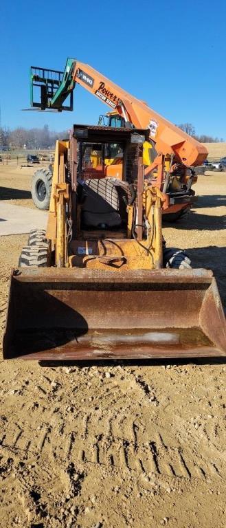 CASE 1845 SKID LOADER W/ BUCKET