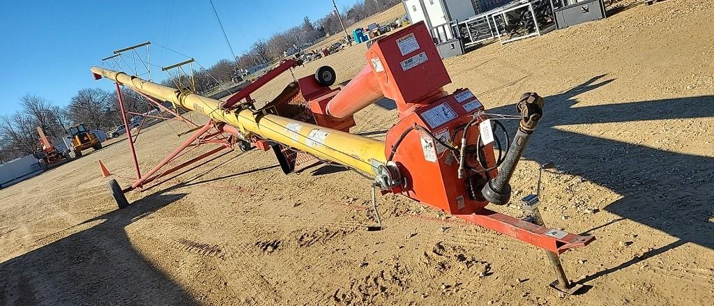 WESTFIELD 10 X 71 AUGER W/ SWING HOPPER