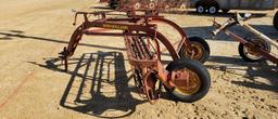 NEW HOLLAND 55 HAY RAKE