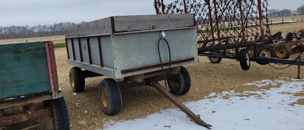 WALSH BARGE BOX ON GEAR