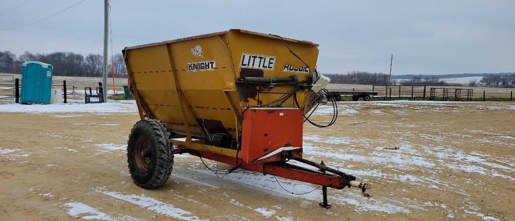 KNIGHT LITTLE AUGIE FEED WAGON