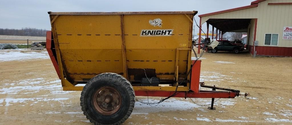 KNIGHT LITTLE AUGIE FEED WAGON