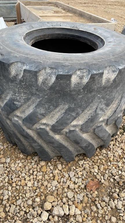 PAIR 48x31x20 FLOATER TIRES - DO HOLD AIR