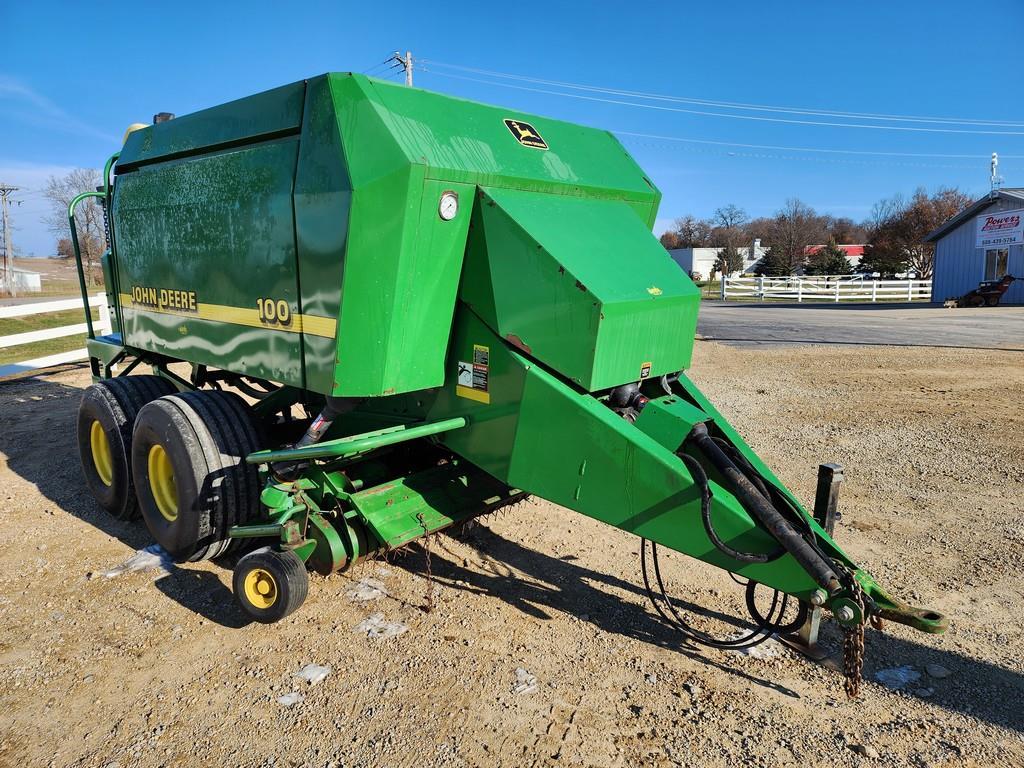 John Deere 100 Large Square Baler