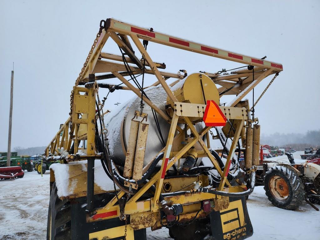 1988 Ag Chem 2800 Floater Sprayer