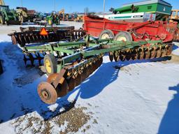 John Deere 16' Disk