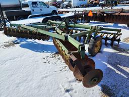 John Deere 16' Disk