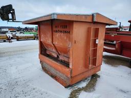 Smidley Cattle Creep Feeder