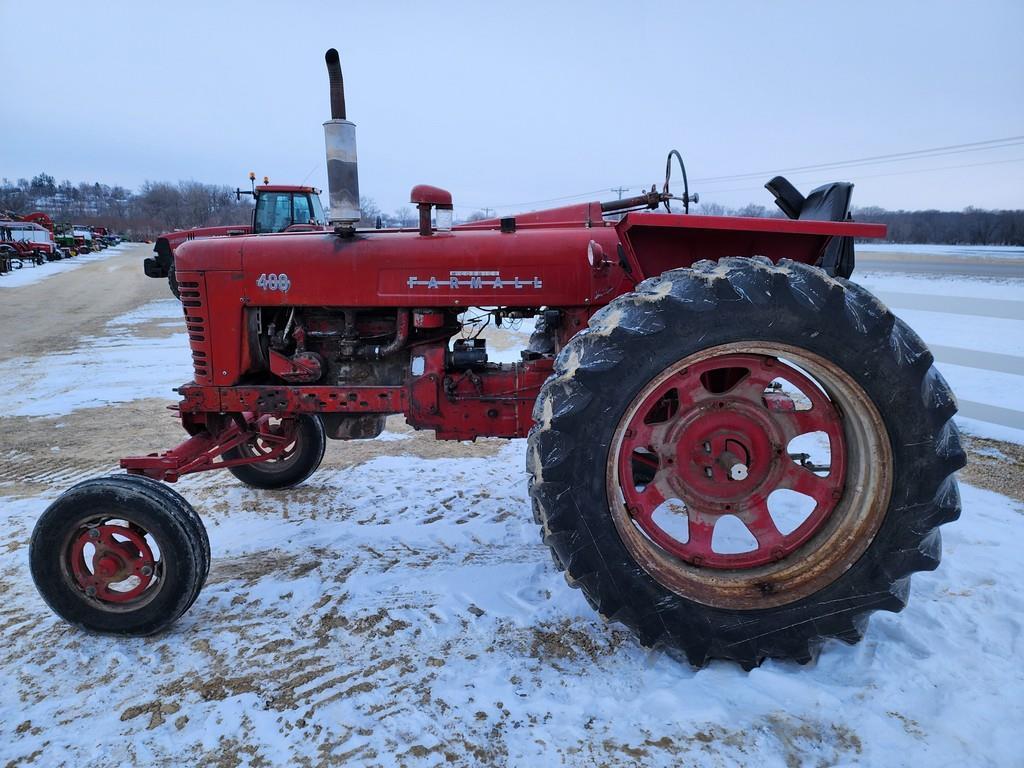 Farmall 400 Tractor