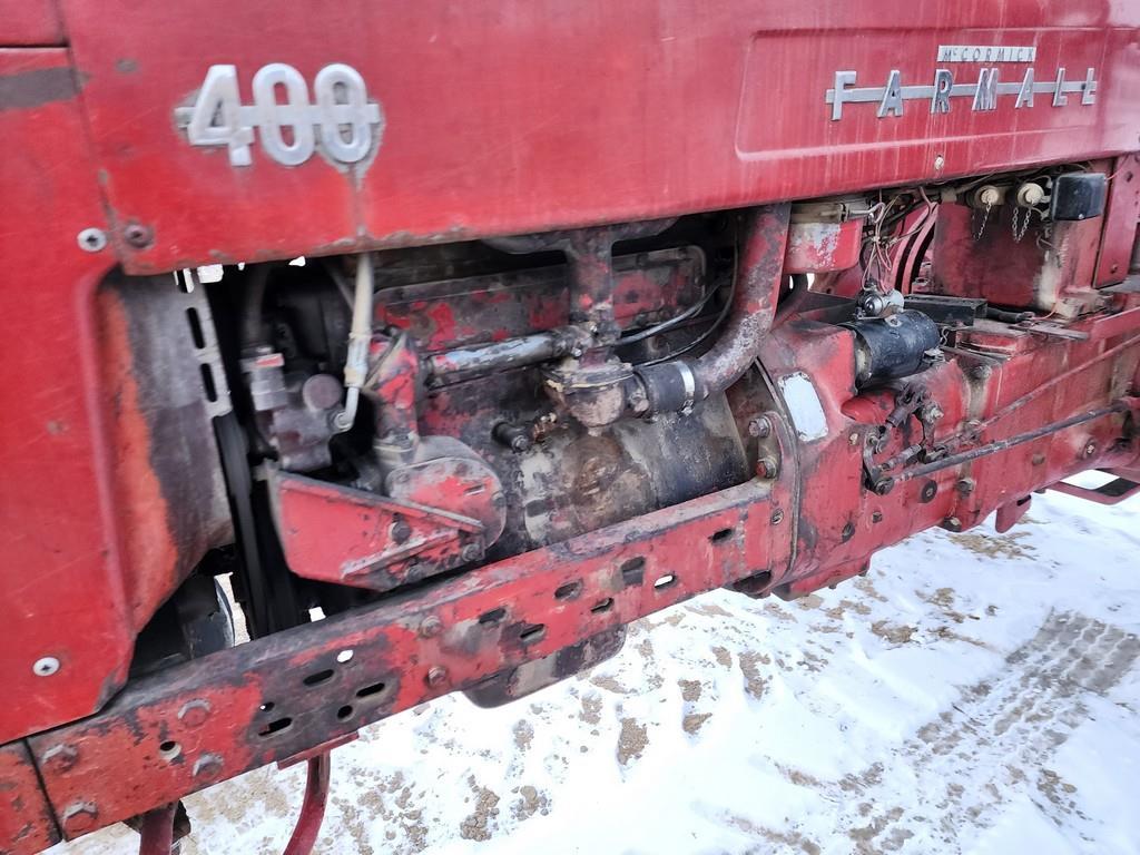 Farmall 400 Tractor