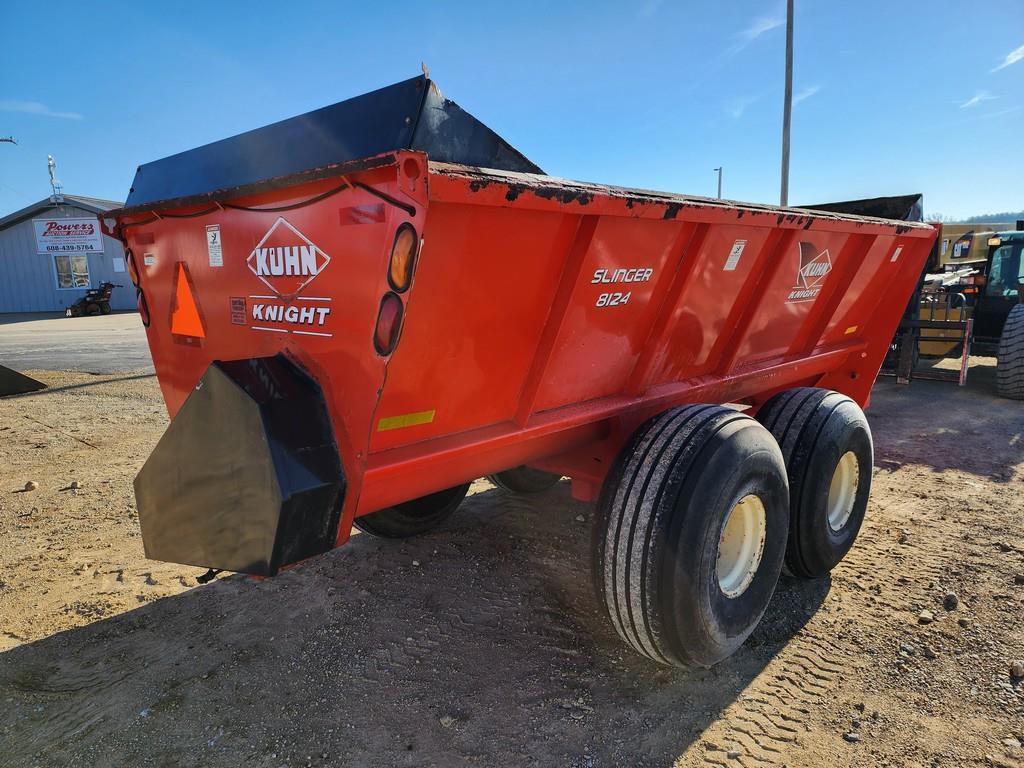 Kuhn Knight 8124 Slinger Spreader