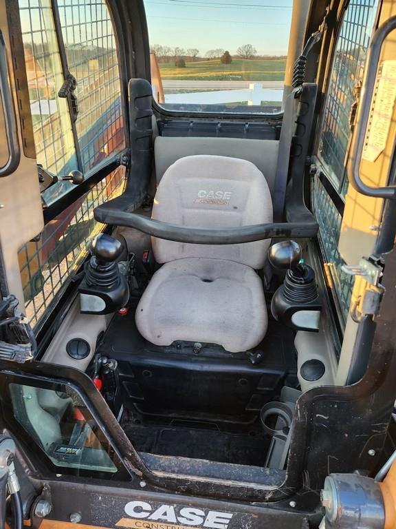 2013 Case SR220 Skid Steer