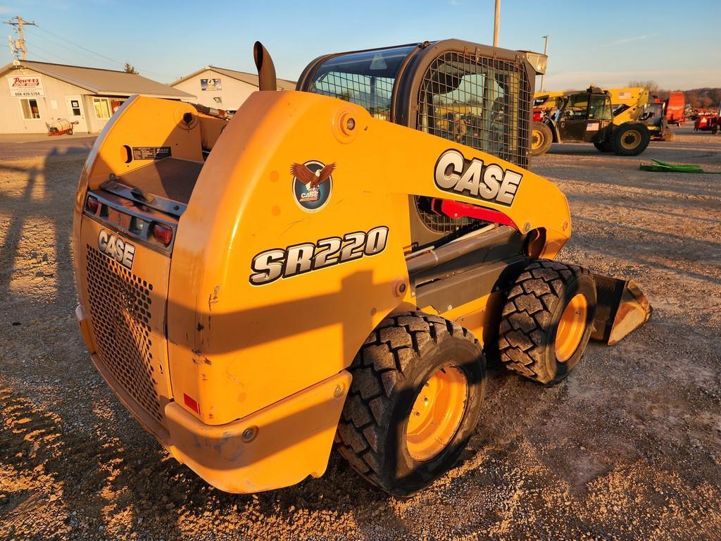 2013 Case SR220 Skid Steer