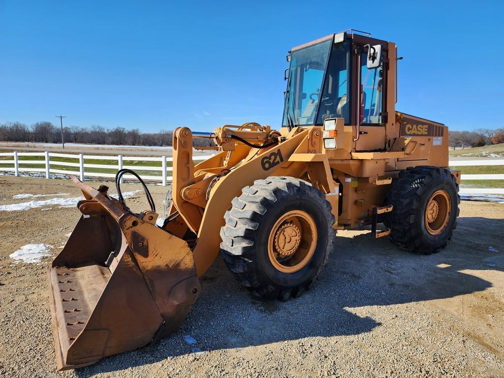 Case 621 Articulated Wheel Loader