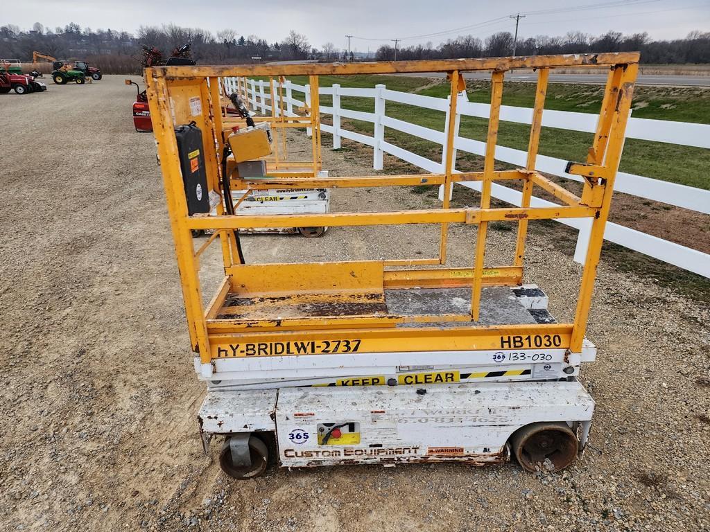 2007 Hy-Brid HB1030 Electric Scissor Lift