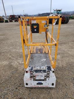 2007 Hy-Brid HB1030 Electric Scissor Lift