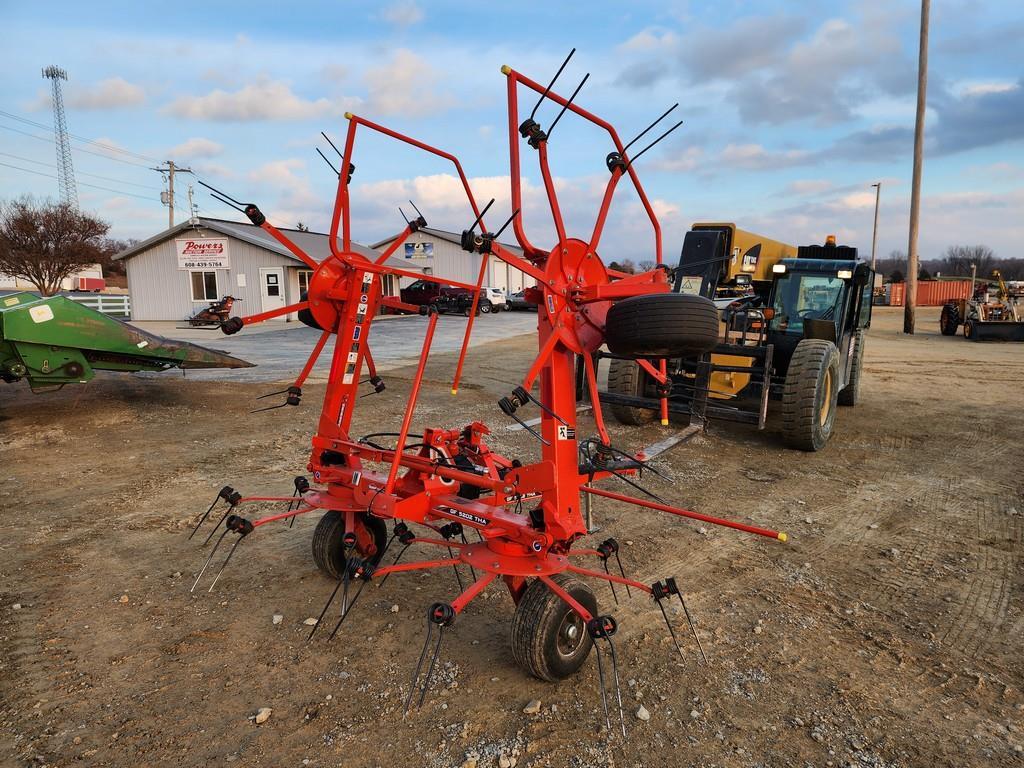 2021 Kuhn GF5202THA 4 Basket Hay Tedder