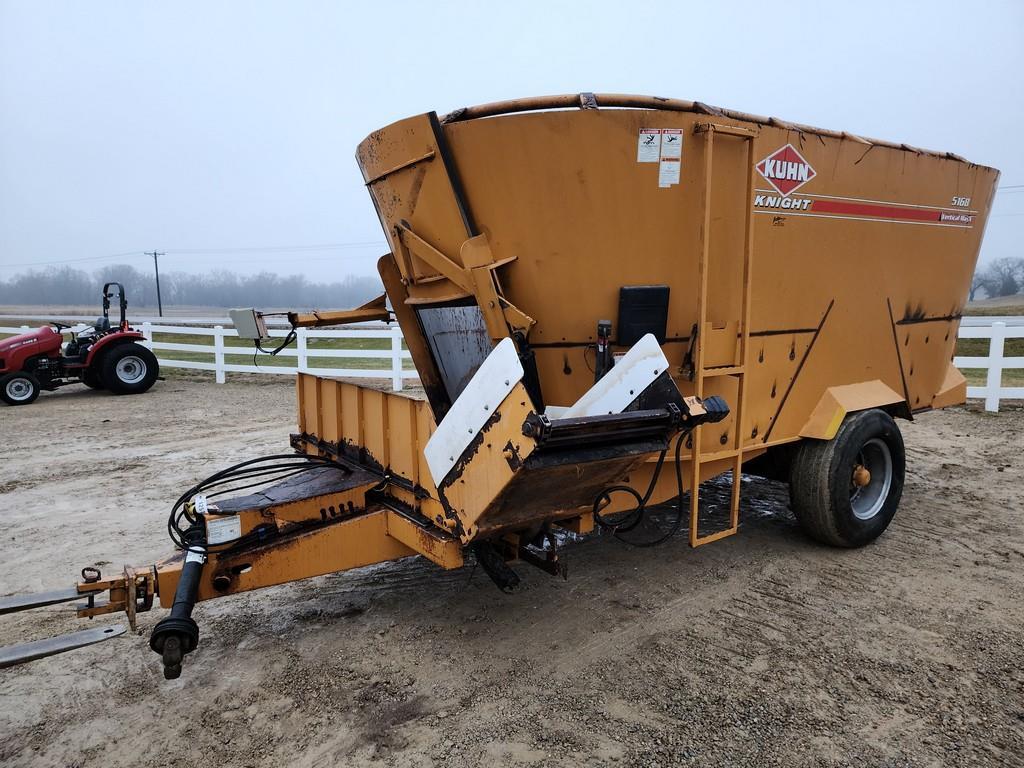 Kuhn Knight 5168 TMR Mixer