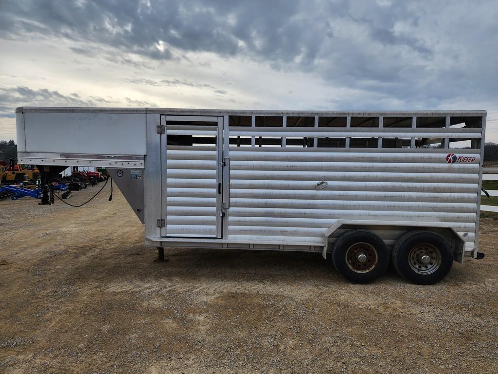 2016 Kiefer Built 16' Gooseneck Livestock Trailer