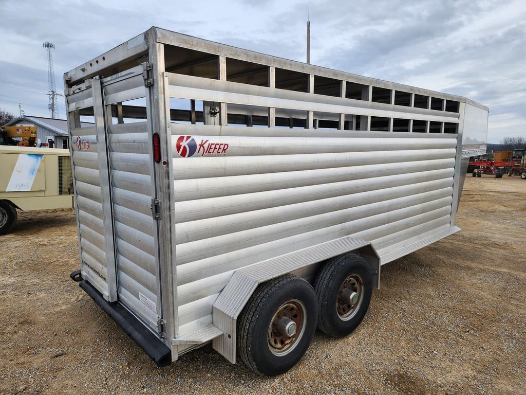 2016 Kiefer Built 16' Gooseneck Livestock Trailer