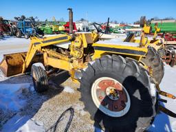 International 300 Industrual Loader Tractor