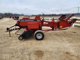 Case IH 8530 In LIne Square Baler