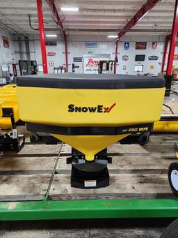 New SnowEx Pro 1075 Tailgate Salt Spreader