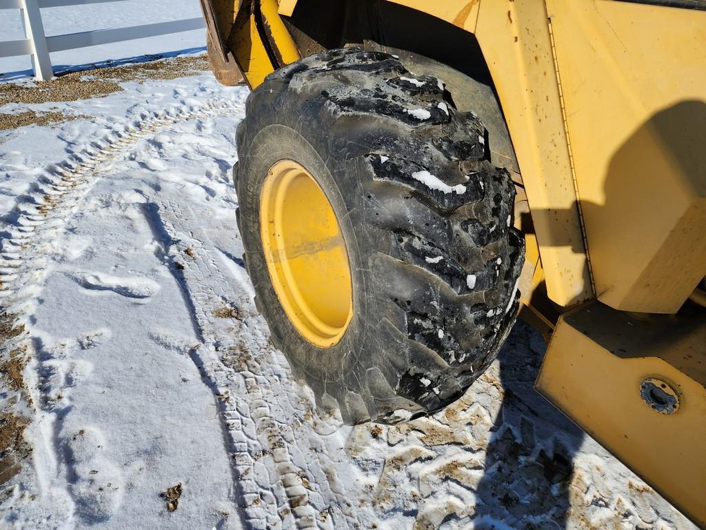 1990 John Deere 310C Loader Backhoe