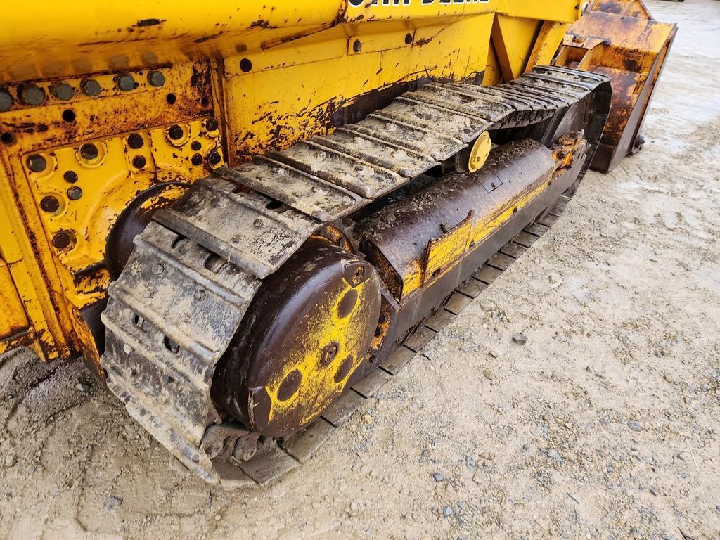 John Deere 655B Crawer Loader