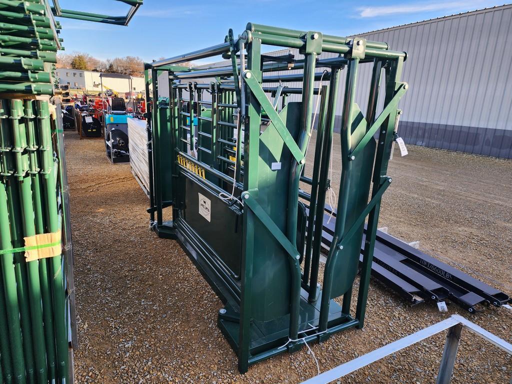 New Great Bear Cattle Chute