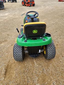 John Deere L110 Lawn Mower