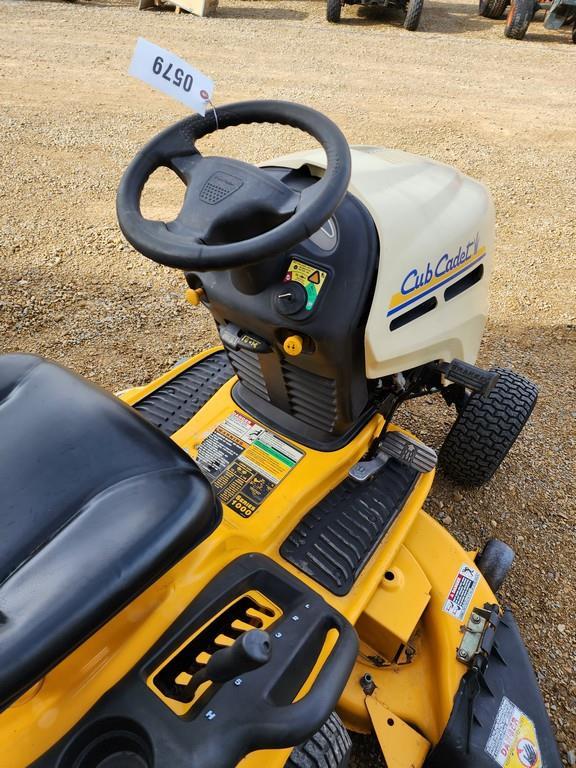 Cub Cadet LT1046 Lawn Mower