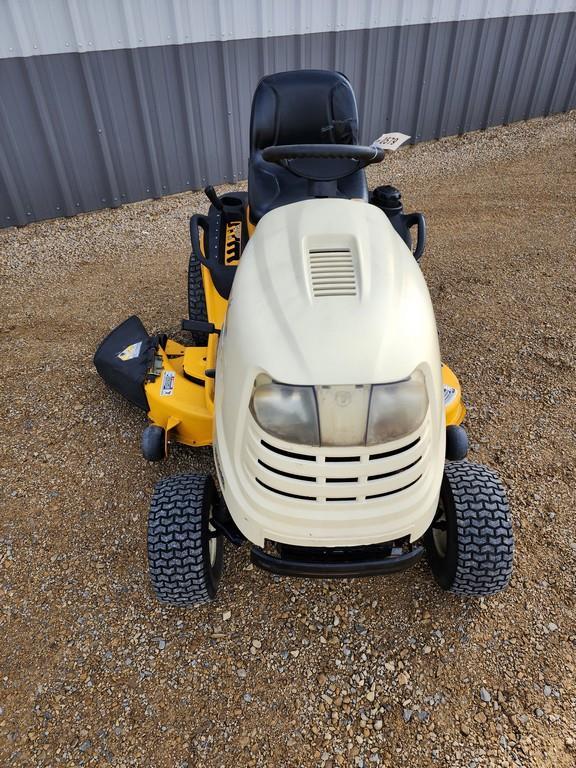 Cub Cadet LT1046 Lawn Mower