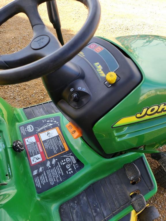 John Deere LX277 Lawn Mower