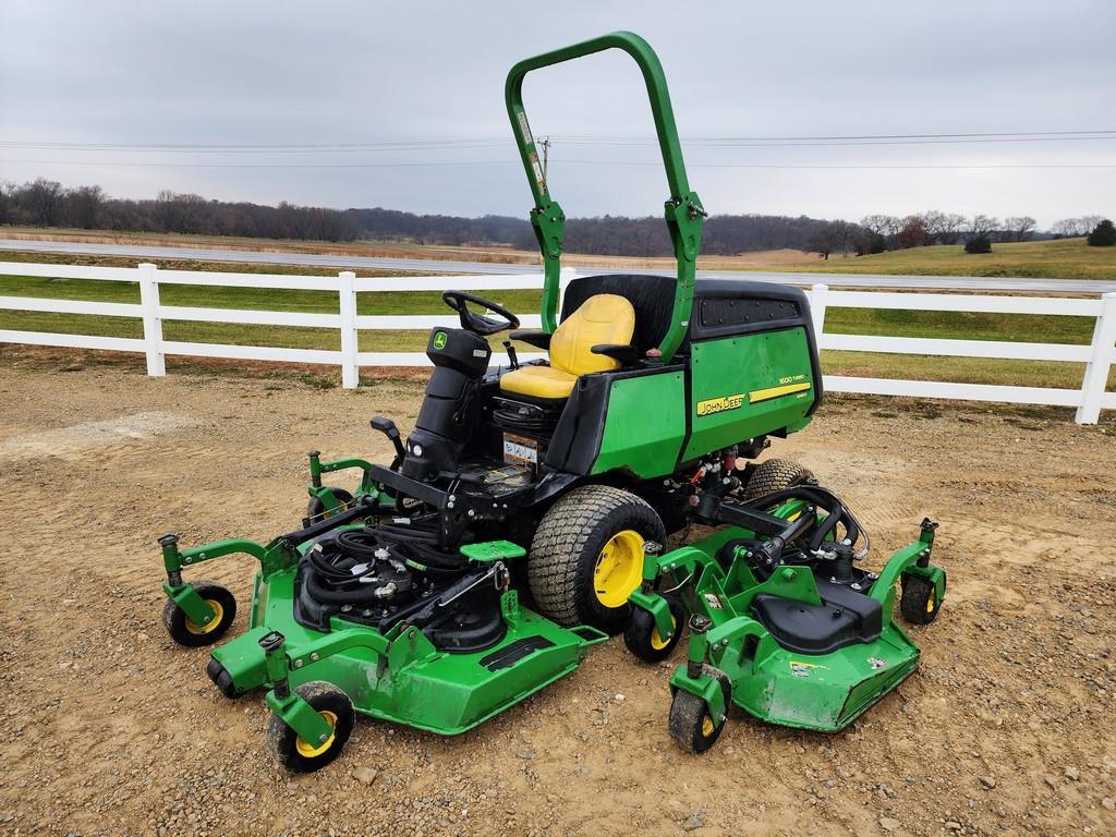 John Deere 1600 Turbo Wide Area Mower