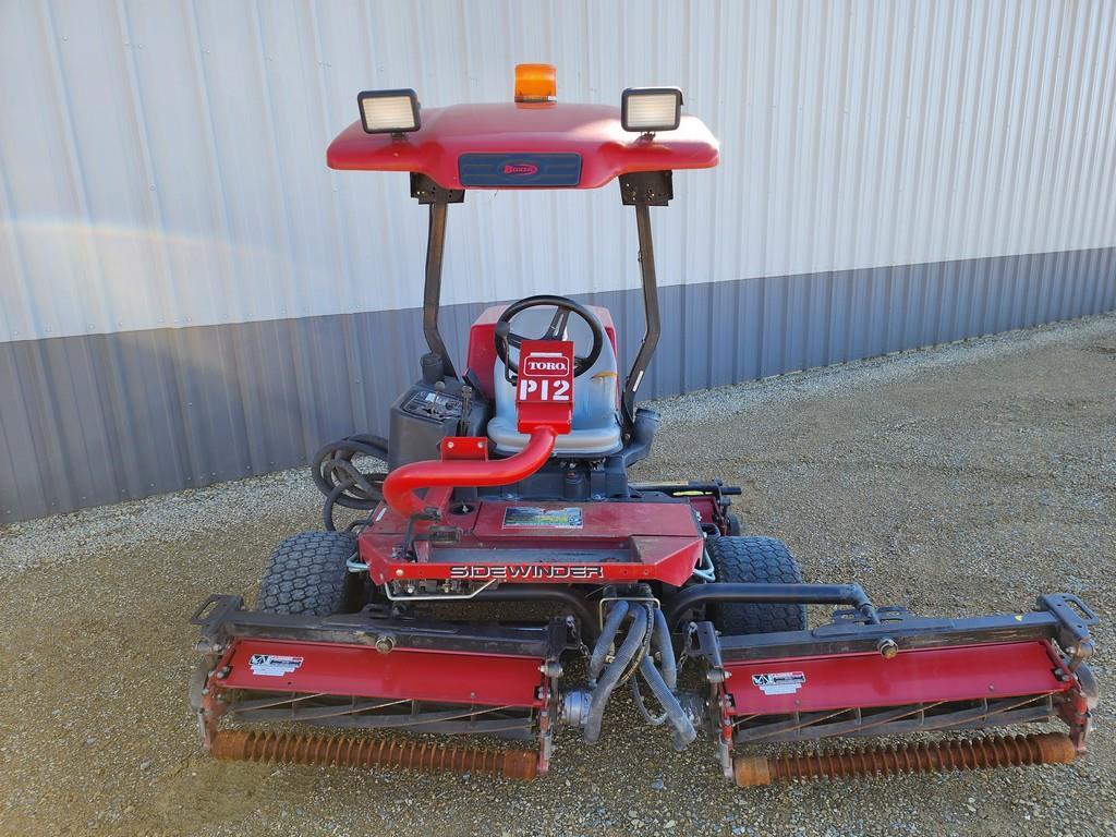 2004 Toro 3100D Sidewinder Reel Mower