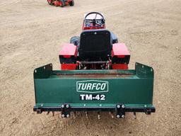 Steiner 420 Articulate Tractor