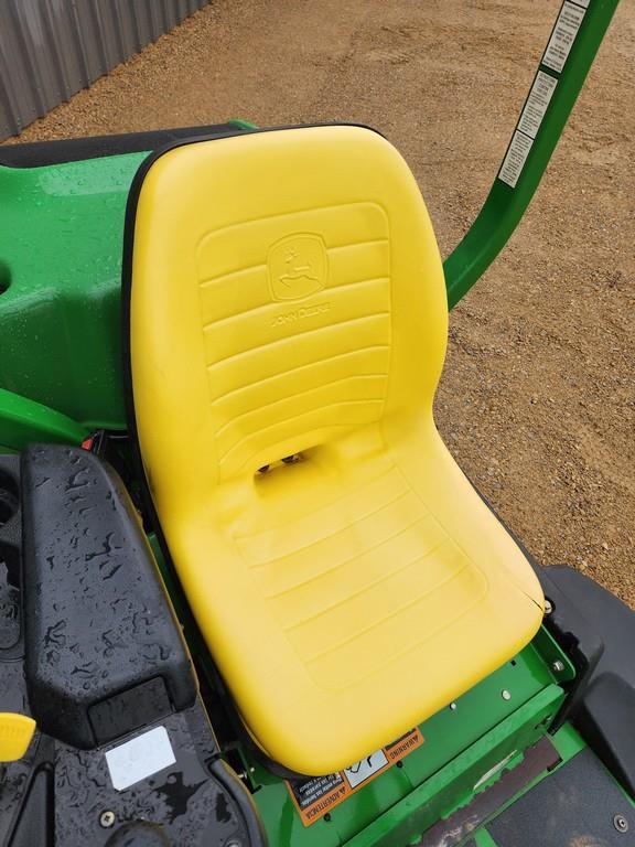 John Deere 2500E E-Cut Hybrid Greens Mower