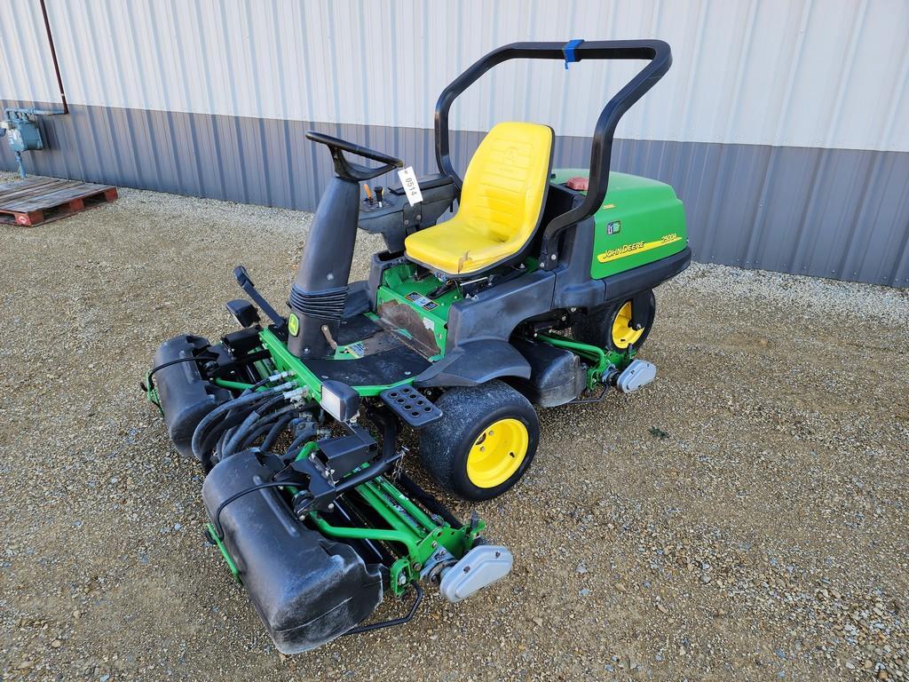 John Deere 2500A Greeens Mower