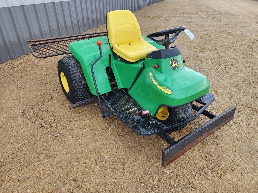 John Deere 1200A Bunker Rake