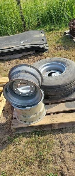 12.5L-15 IMPLEMENT TIRE & RIM AND 2 RIMS ONLY