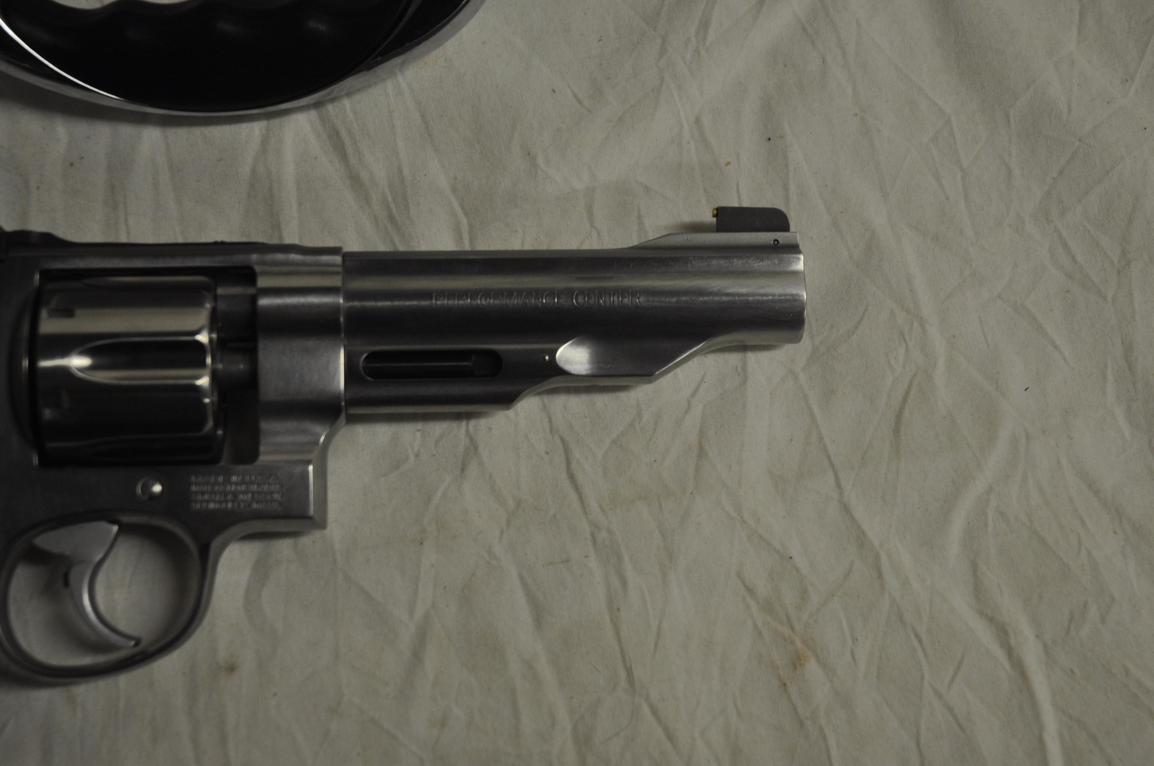 Smith & Wesson Jerry Miculek Model 625-8 Revolver