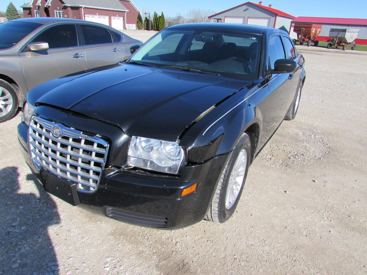 2009 Chrysler 300 Miles: 147,293